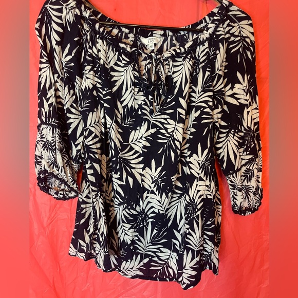 Crown & Ivy women’s xs blouse - Picture 1 of 5